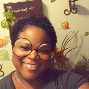 Meet your Posher, Valerie